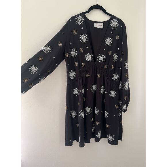 Sundress Brand Revolve Size M/L Black Starburst Beaded Embroidered Mini Dress LS - Picture 3 of 6